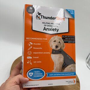Thunder Shirt for Dogs, Dog Anxiety Relief Calming, Heather Gray Classic  MEDIUM